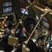 Entre los 30 valores del Dow Jones lideraban los avances 3M (0.97%) y JPMorgan (0.91%), y destacaban las pérdidas de Home Depot (-1.43%) y Amazon (-0.73%).