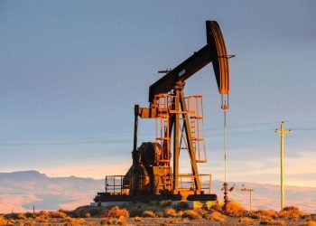 Petróleo - Fuente externa.