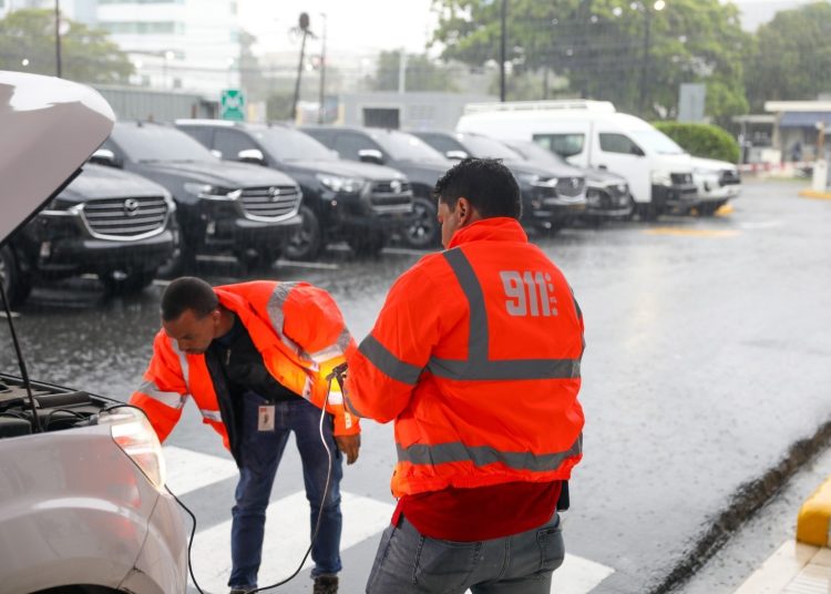 Personal del Sistema 9-1-1. - Fuente externa.