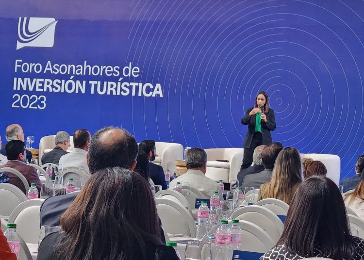 Jacqueline Mora, viceministra técnica del Ministerio de Turismo. - Fuente externa.