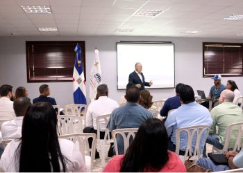Miguel Ceara Hatton, ministro de Medio Ambiente y Recursos Naturales. - Fuente externa.
