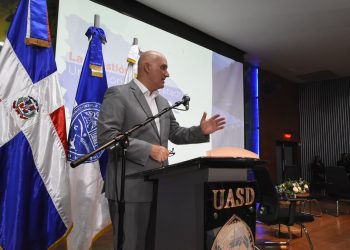 Pável Isa Contreras, ministro de Economía de República 
Dominicana. - Fuente externa.