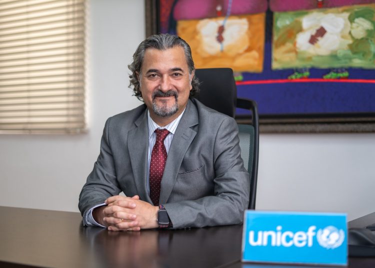 Representante de Unicef en República Dominicana, Carlos Carrera Cordón. Foto de cortesía.