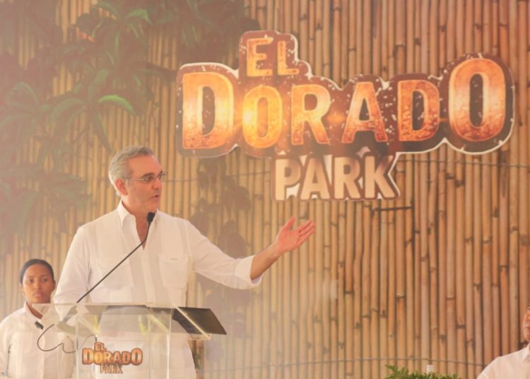 Presidente Luis Abinader durante la inauguración de El Dorado Park. - Ronny Cruz.