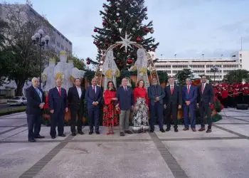 Manuel F. Gómez Copello, José Alcántara Almánzar, Roberto Pelliccione, Ervin Novas Bello, Fior D’Aliza Martínez de Valdez, Héctor Valdez Albizu, Clarissa de la Rocha, Frank Montaño, Joel Tejeda, Máximo Rodríguez y Joel González.- Fuente externa.