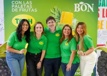 Desde la izquierda, Laura Lee Monción, Adriana Gutiérrez Ramírez, Jaime Alberto Rendon Ospina, Carmen Páez y Laura Pérez Joubert.- Fuente externa.