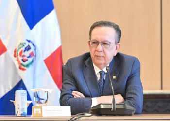 La CMCA será presidida por Héctor Valdez Albizu, en su calidad de gobernador del BCRD.