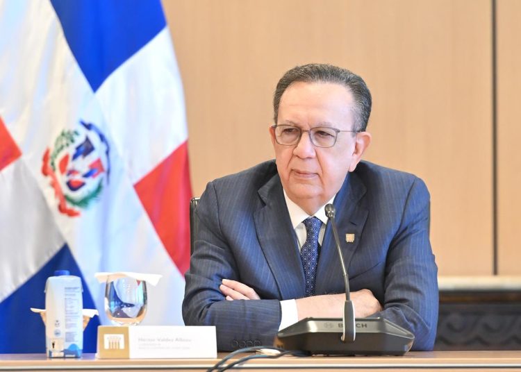 La CMCA será presidida por Héctor Valdez Albizu, en su calidad de gobernador del BCRD.