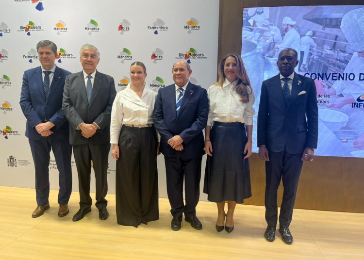 Las entidades aseguran que el convenio impulsa la movilidad formativa, transferencia de conocimientos y profesionalización del sector turístico dominicano.