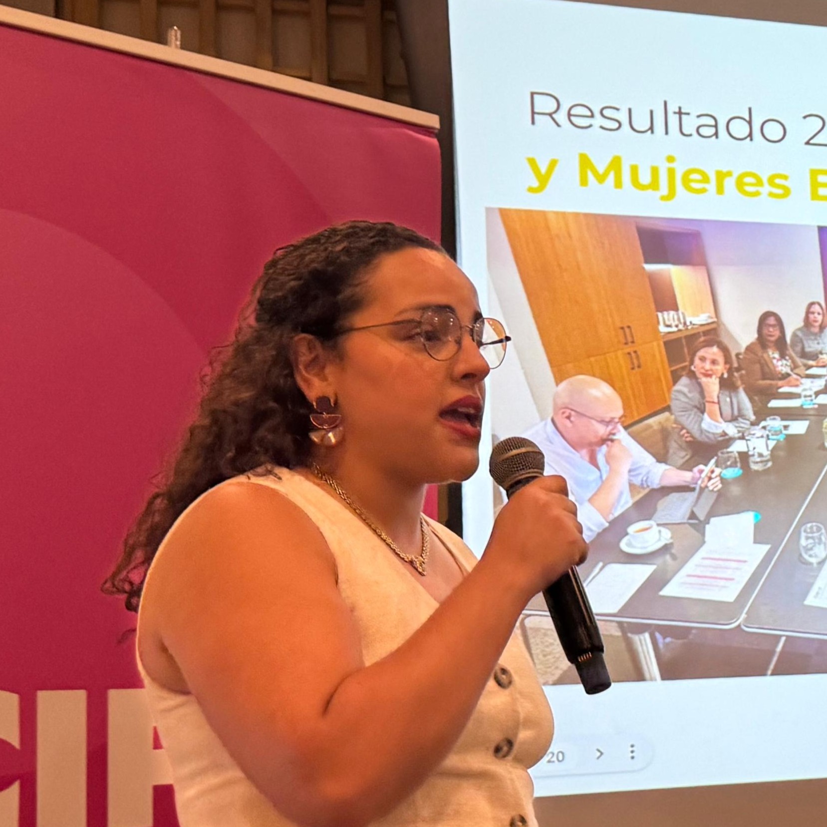 Candidaturas femeninas movilizaron sólo el 19.8% de los RD$2,831 millones de los ocho principales partidos de RD en 2024