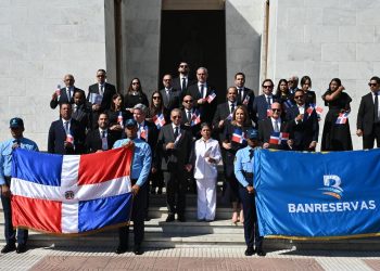 Banreservas se suma a las actividades oficiales del Mes de la Patria.