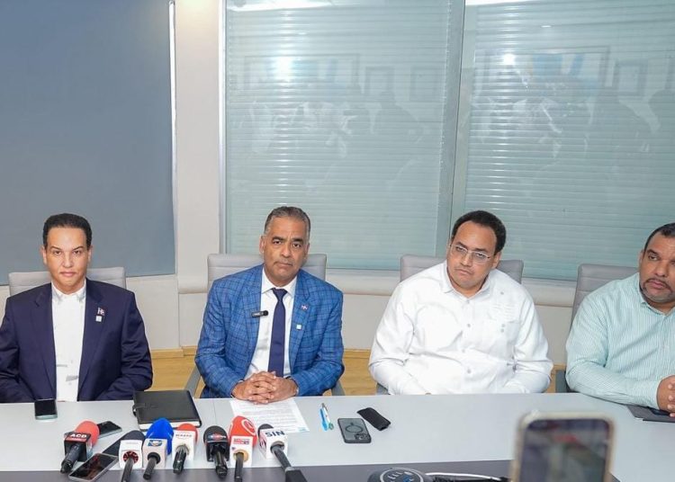 Sistema fue estabilizado completamente a las 11:53 de la noche del lunes.