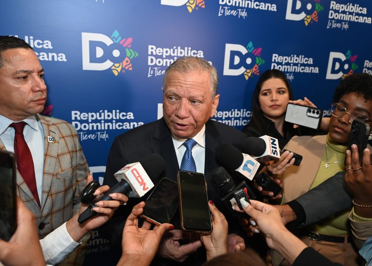 Leonardo Aguilera participa en el RoadShow organizado por el Ministerio de Turismo previo a la feria Anato 2026.