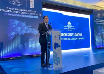 Sanz Lovatón destacó que la economía dominicana ha mostrado resultados que respaldan la estrategia.