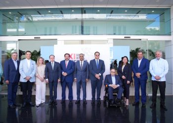 Autoridades del sector energético y diplomático participaron en el acto de lanzamiento de la XI Semana de la Energía, que se celebrará en  octubre en Santo Domingo.