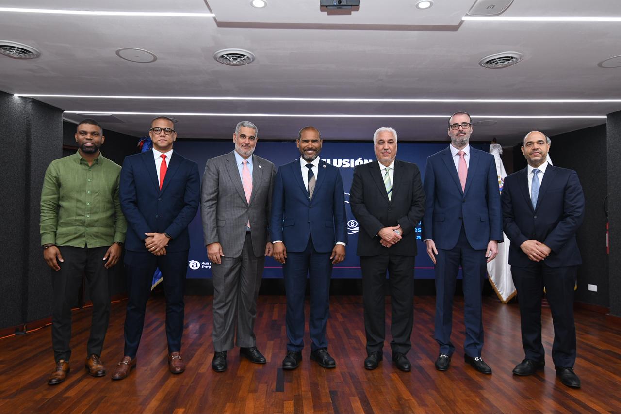 Noel Báez: “Exploración de hidrocarburos es el puente estratégico hacia la transición energética en el país”