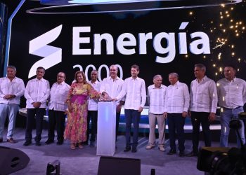 La construcción de la planta termoeléctrica Manzanillo Power Land, inaugurada este viernes por el presidente Luis Abinader.