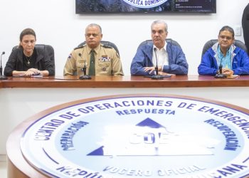 Autoridades coordinan asistencia y evaluación de daños tras las fuertes lluvias que provocaron inundaciones en el Gran Santo Domingo y otras zonas del país.