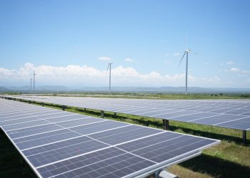 El ministro recordó que el sector eléctrico ha liderado en los últimos cuatro años la captación de inversión extranjera.