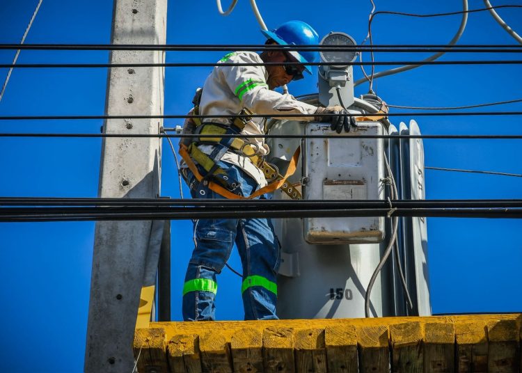 Los nueve transformadores serán destinados a las subestaciones Higüey 138 kV, Romana Buena Vista, Villa Consuelo, Boca Chica, El Brisal, La Catalina, Cruz de Isleño y la nueva subestación Higüey 2.