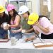 Estudiantes participan en jornadas de ciencia organizadas por la Pucmm para acercar a niñas a la ingeniería.