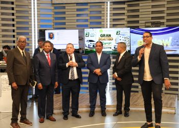 La actividad fue encabezada por el presidente del consejo de administración, profesor Santiago Portes.