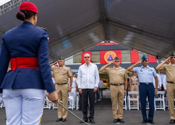 El jefe de Estado destaca integrantes del Cemed colaboran en Venezuela tras doble terremotos que afectaron ese país.