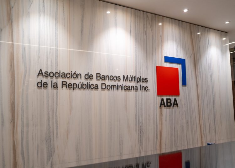 ABA precisa que, en distribución actual de depósitos, las cooperativas ocupan el segundo lugar, con RD$606,448 millones, equivalentes al 16% del total.