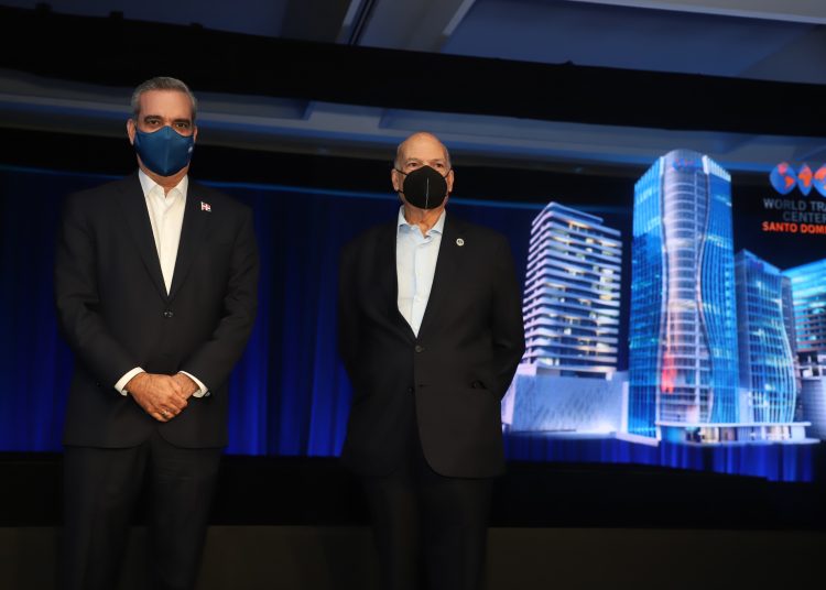 Luis Abinader y el presidente de Grupo Velutini, Luis Emilio Velutini,