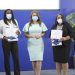 Yolanda Padilla y Mirtha Madelyn Mercado reciben sus certificado de graduación, fueron las más destacadas durante el proceso de formación.