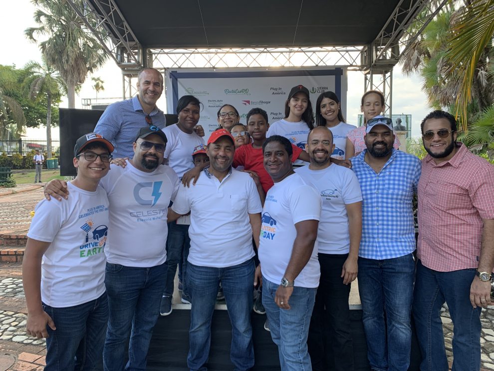 zero emisión miembros de la asociacion de movilidad electrica dominicana (asomoedo)