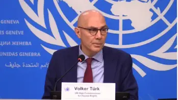 Sostuvo que la justicia debe ser ejercida de forma prioritaria desde las instituciones jurisdiccionales independientes que se formen en Siria, sin excluir el principio de justicia universal.