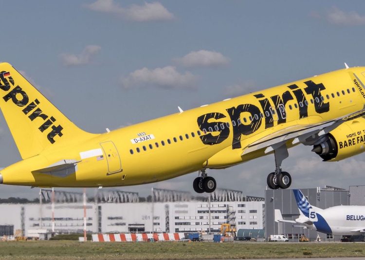 Los aviones amarillos de Spirit Airlines dejaron de operar tras más de tres décadas en el mercado.