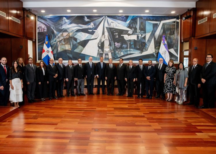 Mediante la resolución 50-2024, el Pleno de la Suprema Corte de Justicia aprobó el “Reglamento de aplicación para el uso de documentos y firmas digitales”.