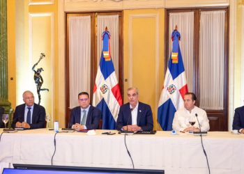 El gobernante aseguró que se acordó coordinar acciones conjuntas para enfrentar los efectos de la actual crisis internacional.