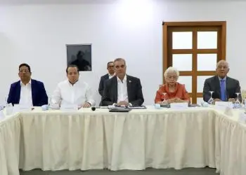 La comisión estará encabezada por los directores de Digeig, Milagros Ortíz Bosch y de Contrataciones Públicas, Carlos Pimentel.