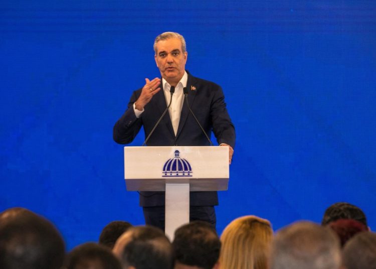 La cantidad de pensiones solidarias otorgadas por Abinader desde que asumió el poder en agosto de 2020 hasta septiembre de 2025 es 7.2 veces más que las 6,969 que estaban vigentes a su llegada.