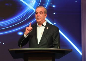 El mandatario dominicano disertó en la Conferencia de Energía y Expo sobre la Cadena de Suministro, Guyana 2025, bajo el lema "Conectando los puntos: Integrando el futuro".