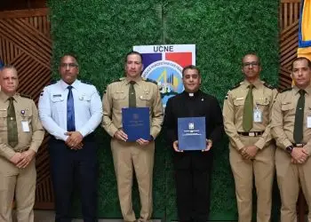 El acto protocolar se realizó en el salón vip del centro de estudiantes de la alta casa de estudios en la ciudad de San Francisco de Macorís.