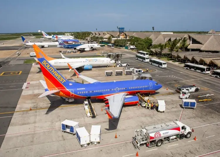 El líder del Grupo Puntacana agregó que “con eso nos estamos diversificando a otro sector que creemos importante y que, así como fuimos pioneros en el turismo, queremos ser pioneros en crear un ecosistema de aviación en República Dominicana”.