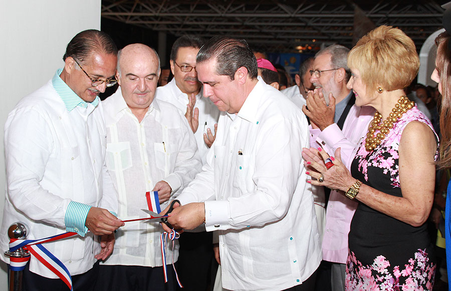 El ministro de Turismo, Francisco Javier García, participó activamente en la feria de Asonahores 2015.