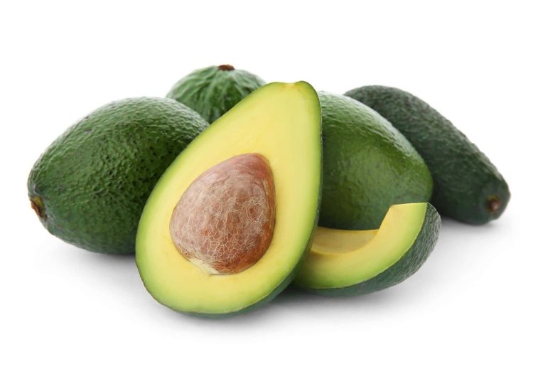 Además de la venta de aguacate en mercados y supermercados, también lo comercializan vendedores ambulantes informales. | Pixabay.