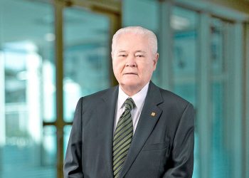 Don Alejandro murió en La Romana a causa de un paro cardiorrespiratorio, según certificó el médico José López.