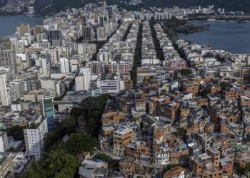 Informe del BID proyecta desaceleración gradual en comparación con el crecimiento del 2.2% anual registrado en la región en 2025.