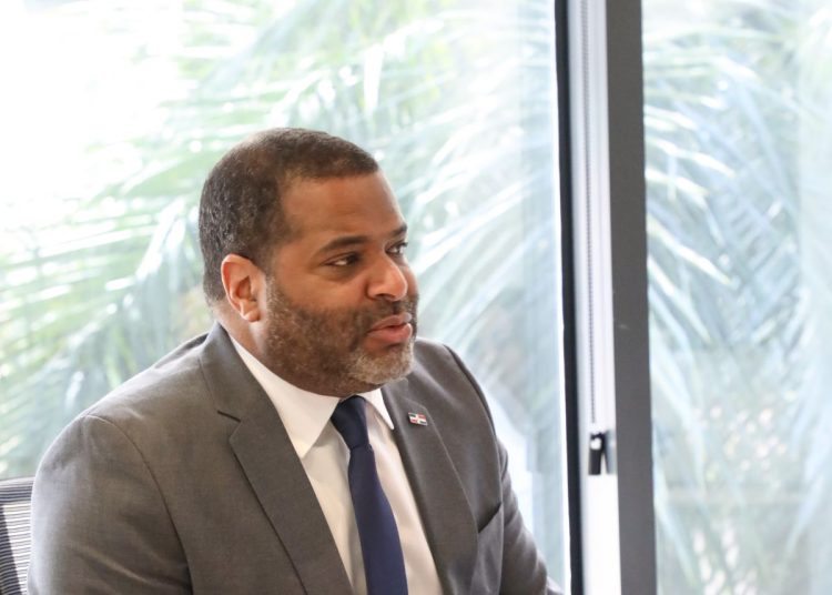 Lugo Risk destaca necesidad de reforma a la normativa argumentando que exigencias globales en infraestructura son cada vez más estrictas.