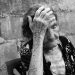 Ángela narra con pesar las condiciones de salud y económicas que la aquejan a ella y a su familia. | Alexis Álvarez