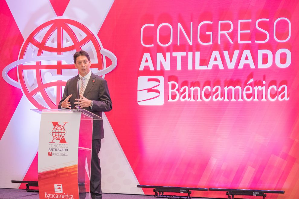 antilavado de activos juan carlos medina durante su discurso (1)