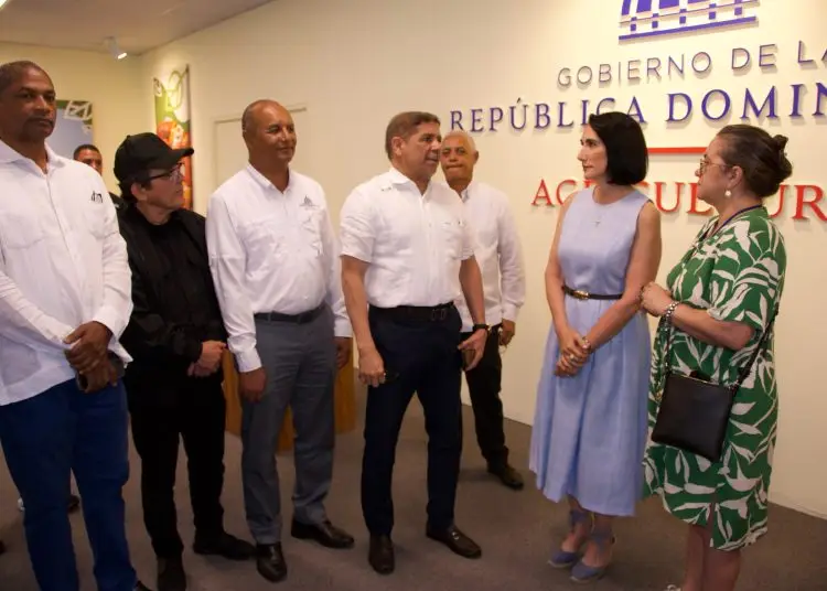 Concluyó su recorrido destacando que este espacio es un "excelente" modelo de esparcimiento y conocimiento.