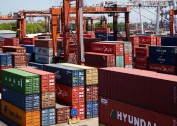 Las importaciones, por valor de US$4,830 millones, tuvieron una caída interanual del 29.8%.