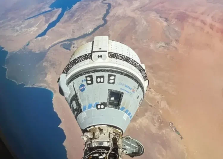 Actualmente se están discutiendo dos opciones para que los astronautas regresen a la Tierra.